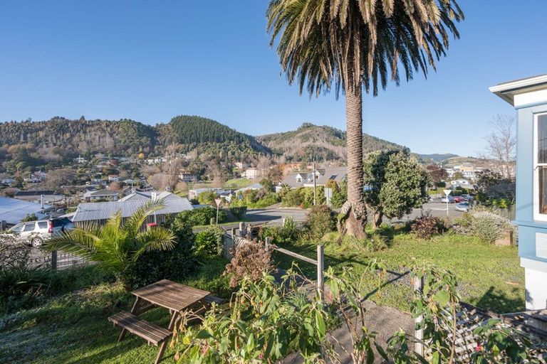 Photo of property in 92 Kawai Street, Nelson South, Nelson, 7010