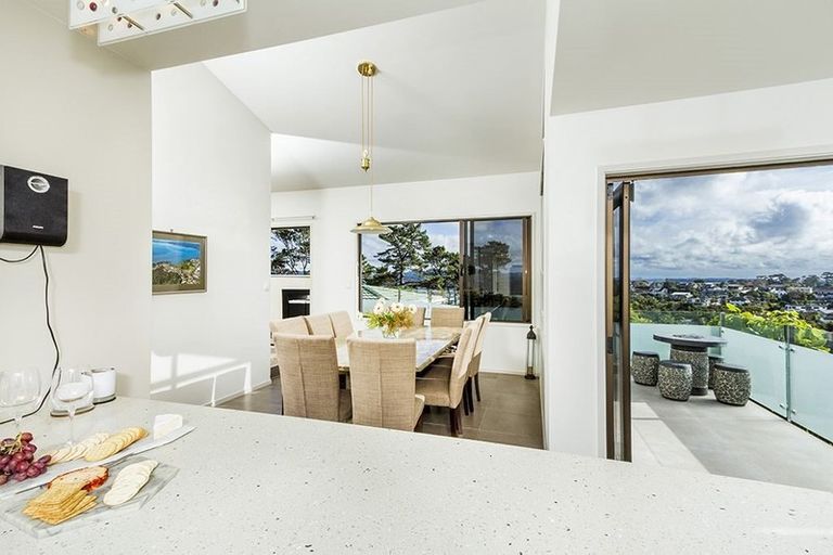 Photo of property in 37a Sylvania Crescent, Lynfield, Auckland, 1042