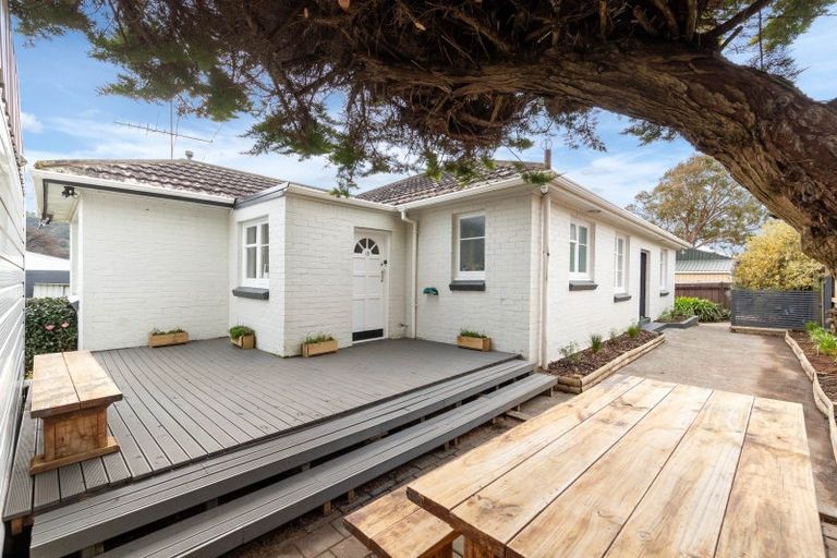 Photo of property in 10 Merton Street, Trentham, Upper Hutt, 5018