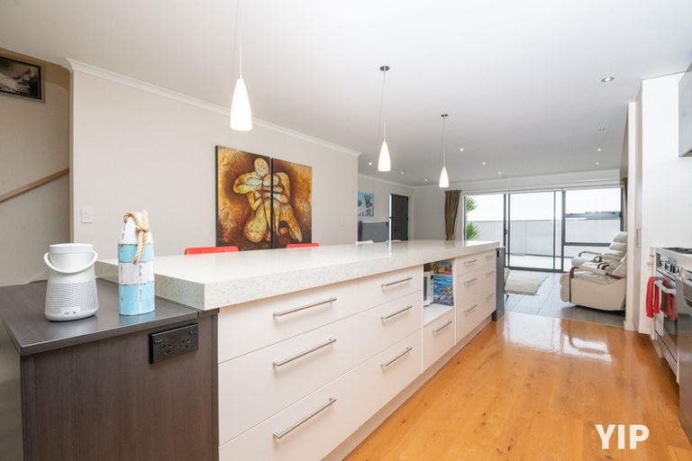 Photo of property in 21 Comber Place, Johnsonville, Wellington, 6037