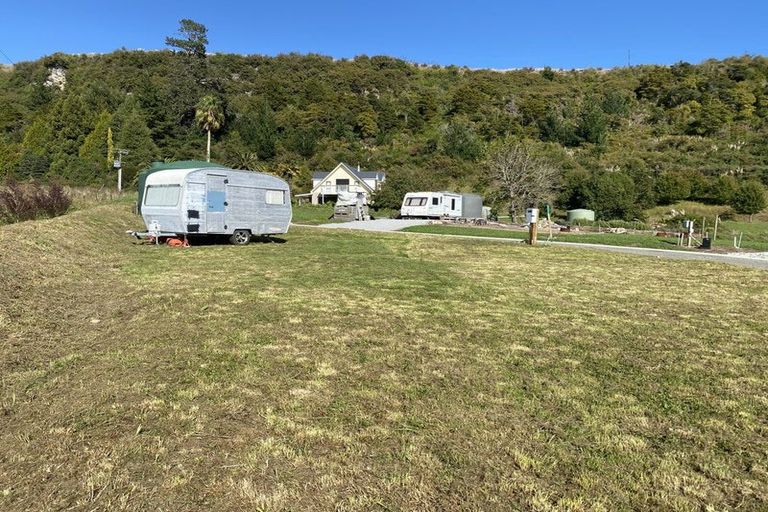 Photo of property in 52 Matenga Road, Ligar Bay, Takaka, 7183