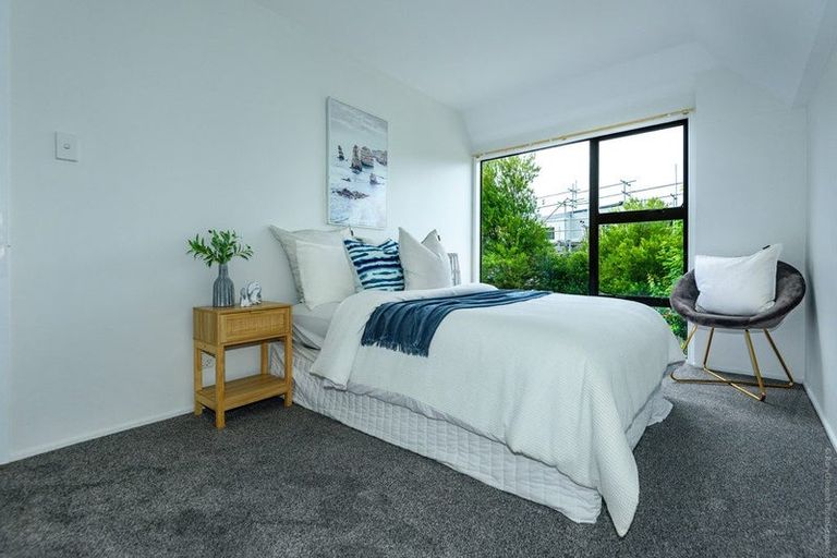 Photo of property in 2/147 Springfield Road, St Albans, Christchurch, 8014