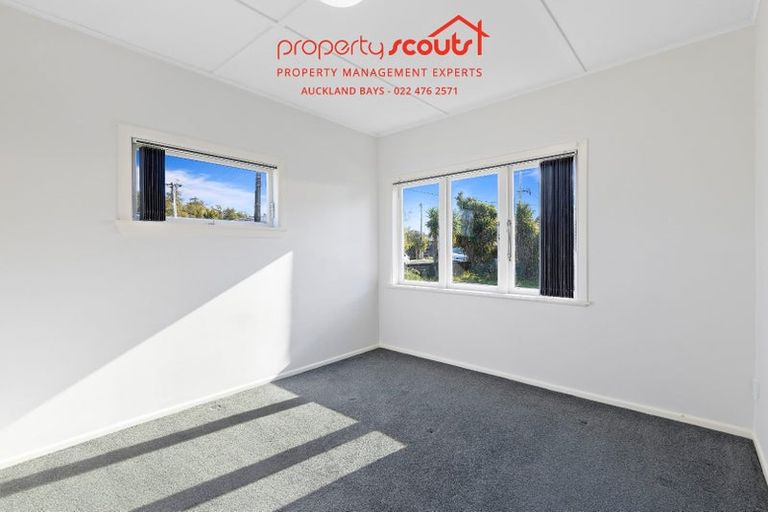 Photo of property in 9 Hillcrest Avenue, Hillcrest, Auckland, 0627