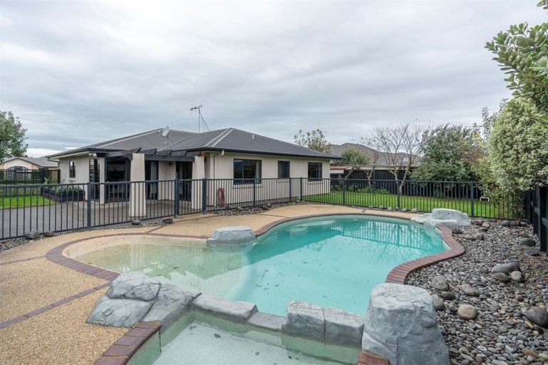 Photo of property in 3 Woodham Place, Rototuna North, Hamilton, 3210