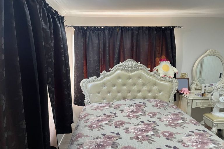 Photo of property in 5 Hawkley Close, Flat Bush, Auckland, 2019