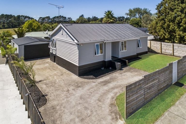 Photo of property in 22 Buchanan Road, Kingseat, Papakura, 2580
