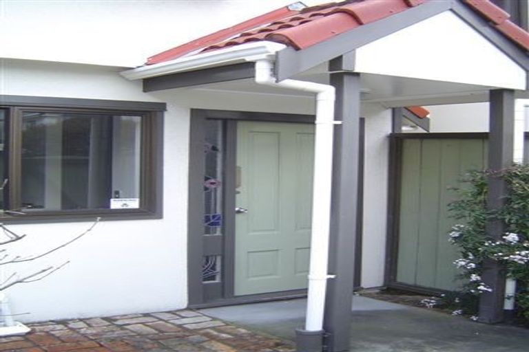 Photo of property in 10 George Street, Thorndon, Wellington, 6011