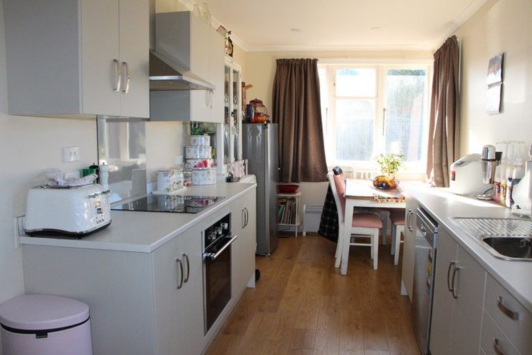 Photo of property in 216 North Street, West End, Timaru, 7910