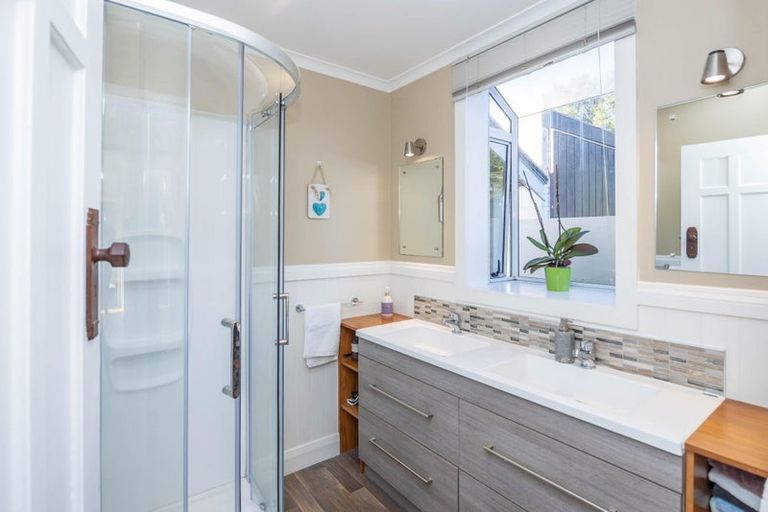 Photo of property in 13 Hillcrest Road, Hillcrest, Hamilton, 3216