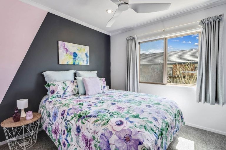 Photo of property in 16 Kedge Drive, Mangawhai, 0505