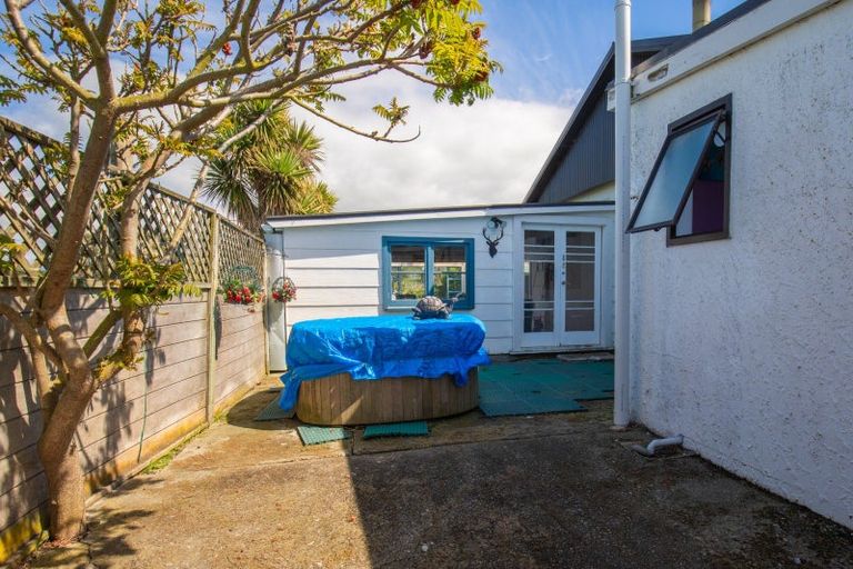 Photo of property in 347 Waimate Highway, Saint Andrews, Timaru, 7971