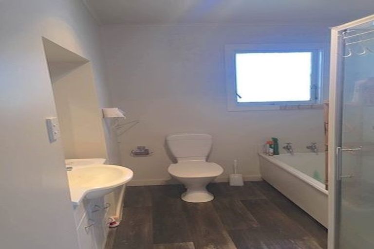 Photo of property in 55 Cutts Road, Russley, Christchurch, 8042