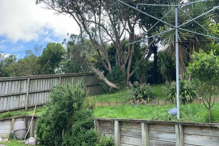 Photo of property in 104 Helston Road, Paparangi, Wellington, 6037
