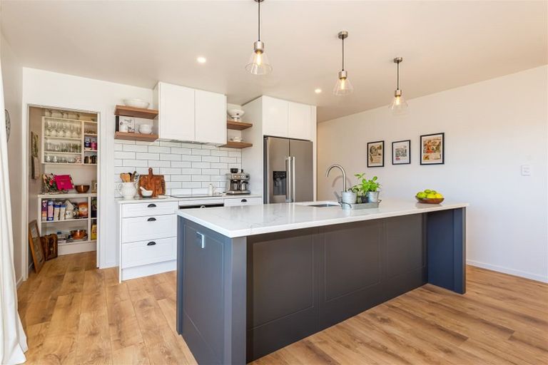 Photo of property in 9 Angus Place, Rangiora, 7400