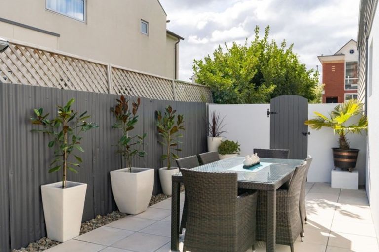 Photo of property in 1/30 Armagh Street, Christchurch Central, Christchurch, 8013