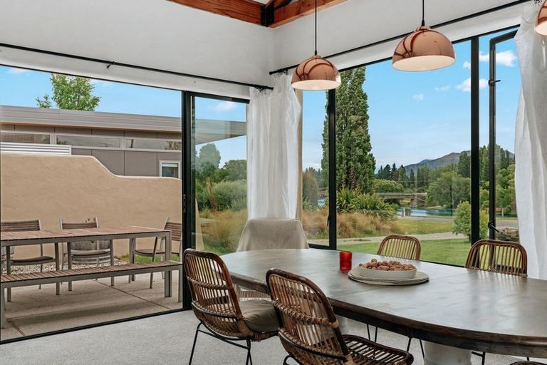 Photo of property in 2 Arklow Street, Albert Town, Wanaka, 9305