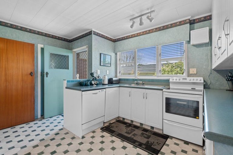 Photo of property in 16 Queen Alexandra Street, Lansdowne, Masterton, 5810