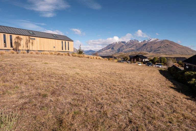 Photo of property in 24 Falconer Rise, Jacks Point, Queenstown, 9371