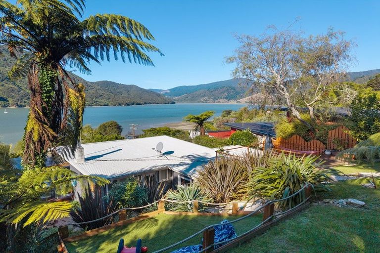 Photo of property in 83 Moenui Road, Havelock, Picton, 7281