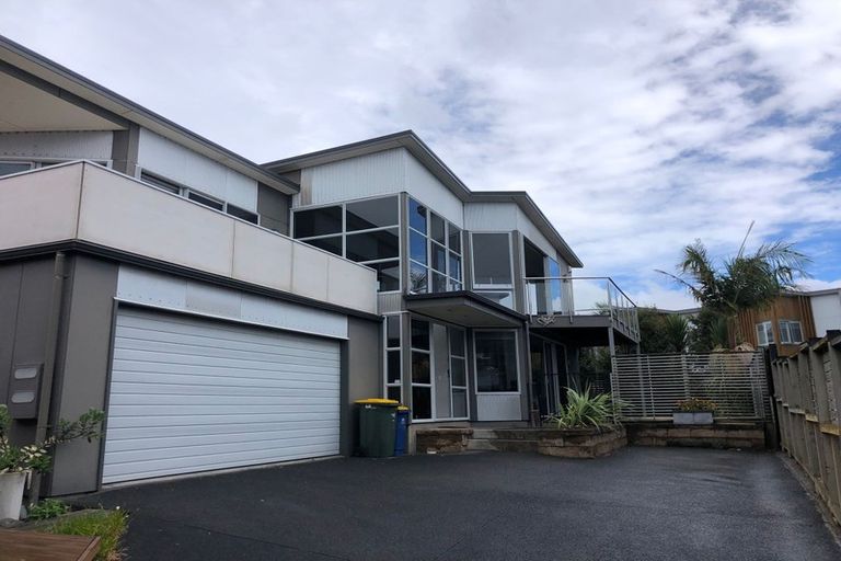 Photo of property in 2/348 Beach Road, Mairangi Bay, Auckland, 0630