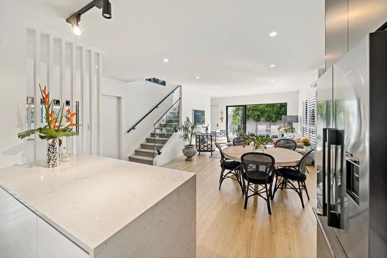 Photo of property in 30b Francis Street, Hauraki, Auckland, 0622