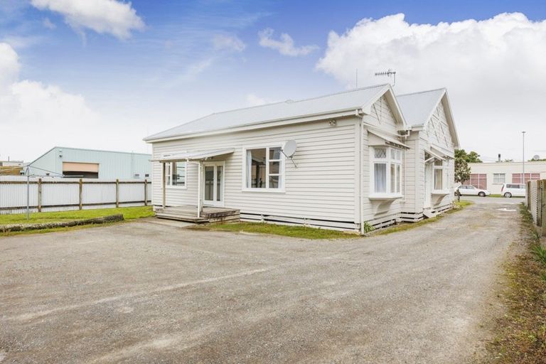 Photo of property in 1/27 Joseph Street, West End, Palmerston North, 4412
