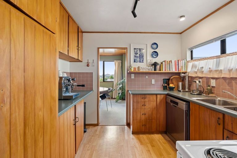 Photo of property in 8a Malda Grove, Khandallah, Wellington, 6035