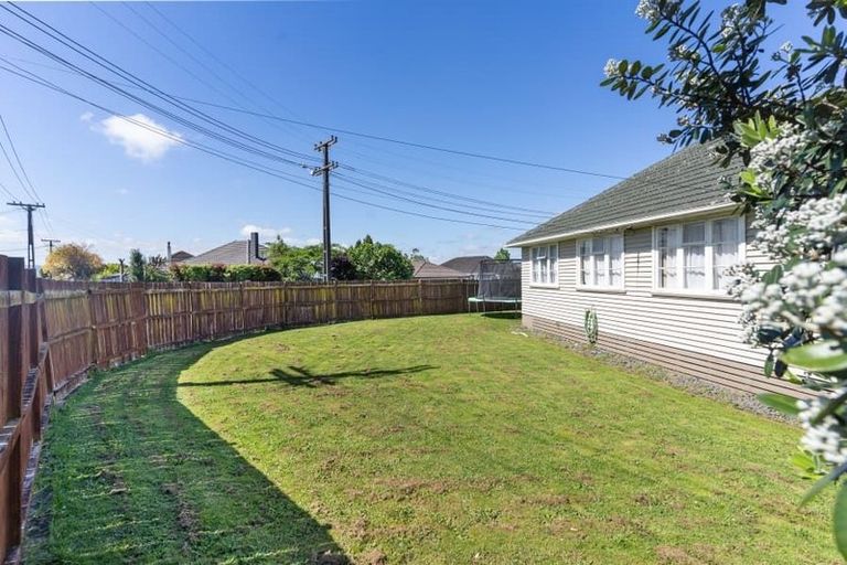 Photo of property in 47 Arimu Road, Papakura, 2110