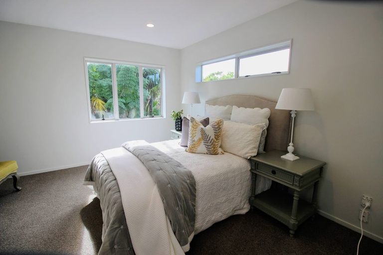 Photo of property in 12 Pecan Place, Avondale, Auckland, 0600