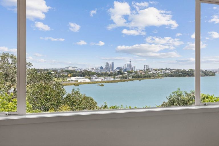 Photo of property in 83 Ngataringa Road, Devonport, Auckland, 0624