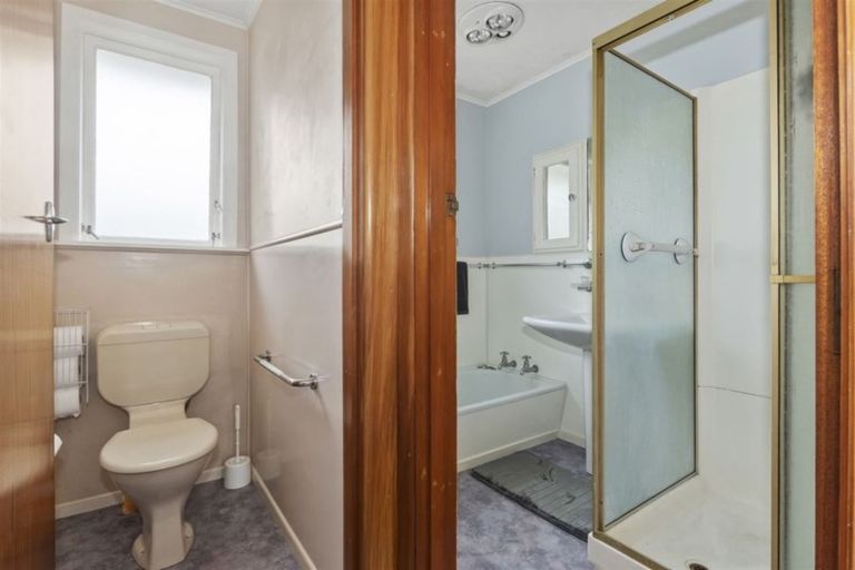 Photo of property in 76 Old Onerahi Road, Onerahi, Whangarei, 0110