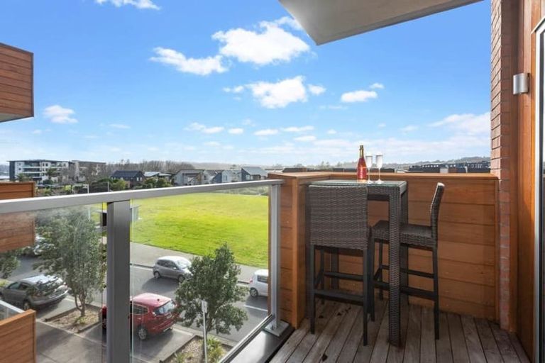 Photo of property in 201/160a Hobsonville Point Road, Hobsonville, Auckland, 0616