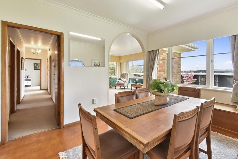 Photo of property in 16 Bilkey Avenue, Pukekohe, 2120