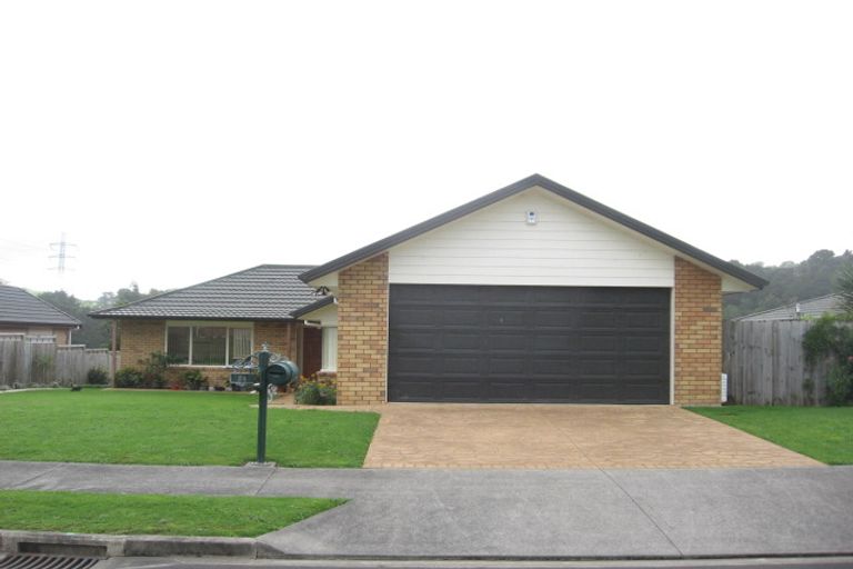 Photo of property in 24 Norman Close, The Gardens, Auckland, 2105