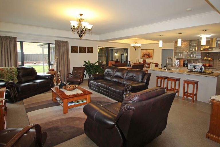 Photo of property in 44 Blue Stone Drive, Waiareka Junction, Oamaru, 9401