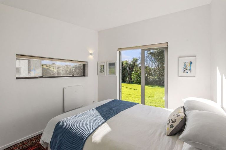 Photo of property in 41 Marram Way, Peka Peka, Waikanae, 5391