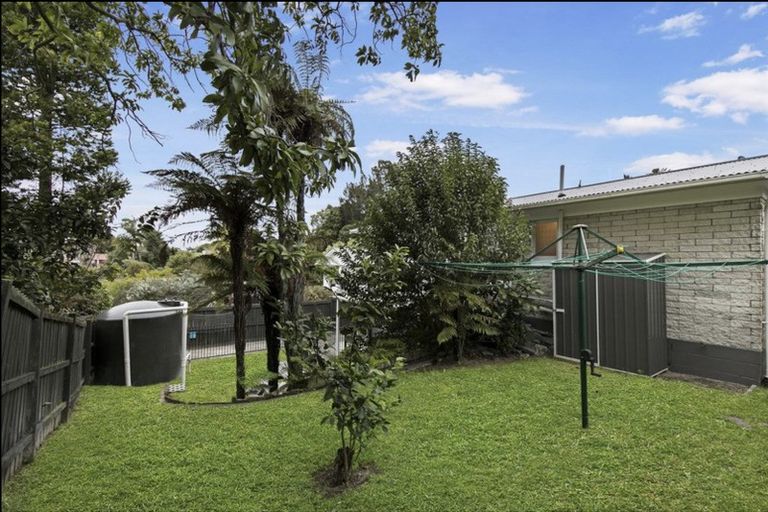 Photo of property in 2/386 Great South Road, Opaheke, Papakura, 2113