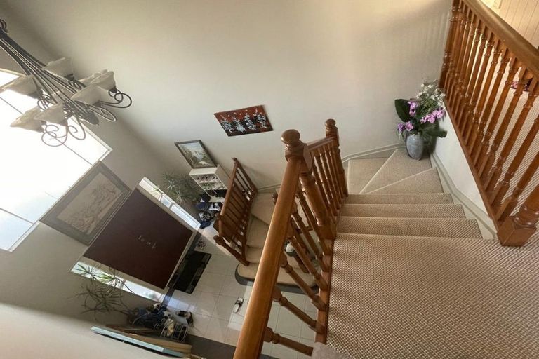 Photo of property in 10 Agapanthus Place, Flat Bush, Auckland, 2016