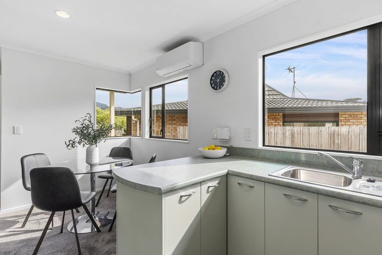 Photo of property in Redwood Village, 25/42 Main Road, Tawa, Wellington, 5028