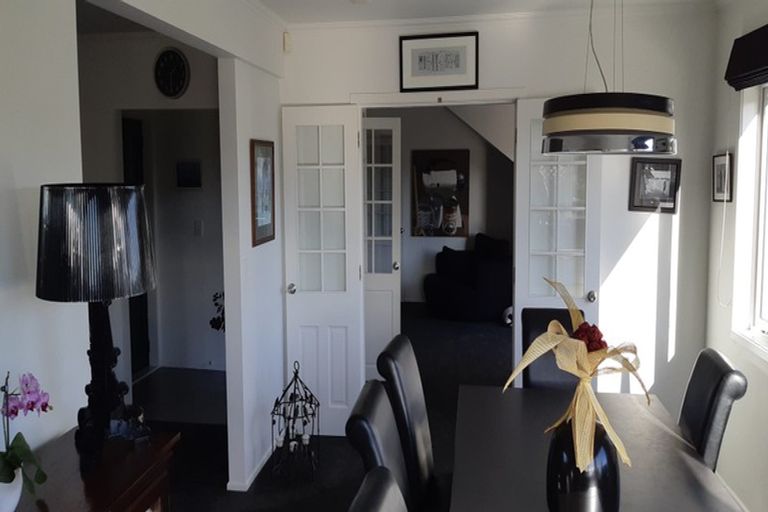 Photo of property in 82 Townsend Road, Miramar, Wellington, 6022