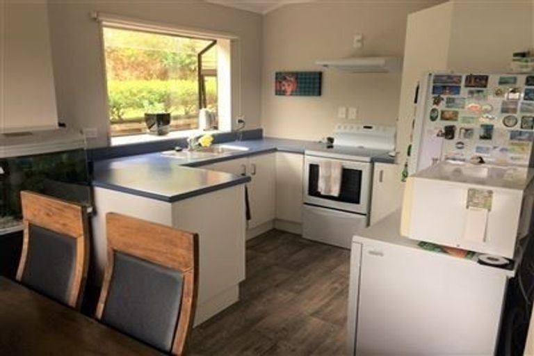 Photo of property in 29 Seagull Place, Whitby, Porirua, 5024