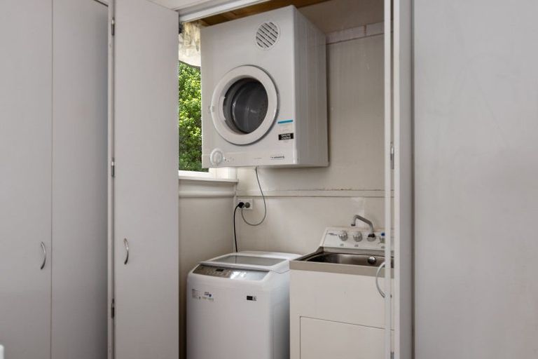 Photo of property in 18 Surrey Grove, Parkvale, Tauranga, 3112