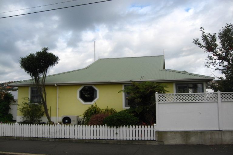 Photo of property in 31 Eastbourne Street, Caversham, Dunedin, 9012