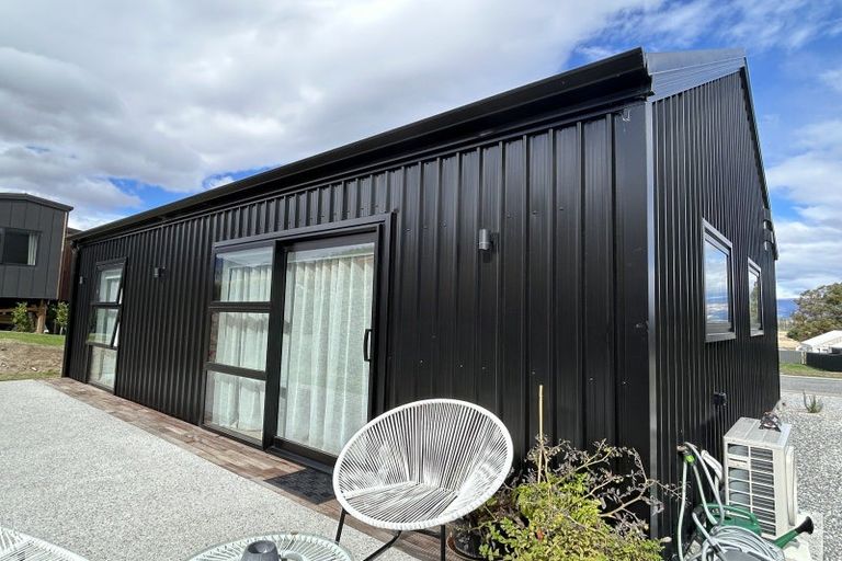 Photo of property in 29 Tomtit Crescent, Lake Hawea, 9382