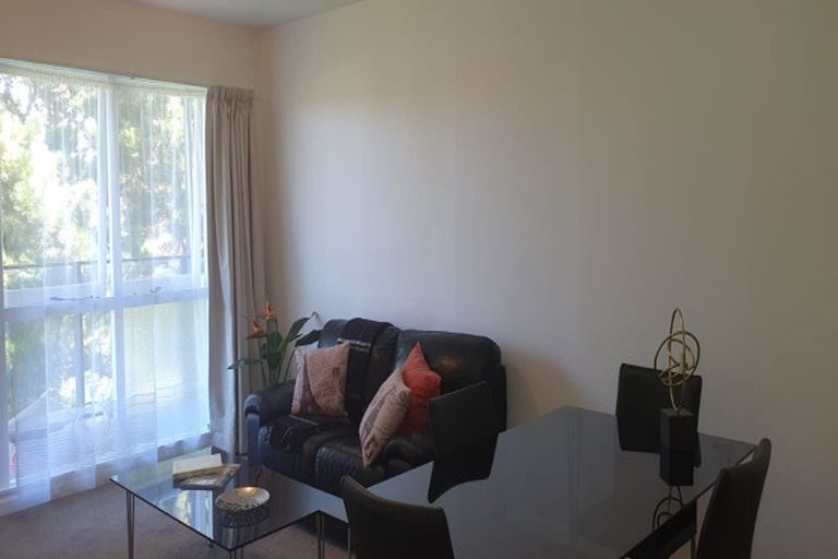 Photo of property in 25 Finnimore Terrace, Vogeltown, Wellington, 6021