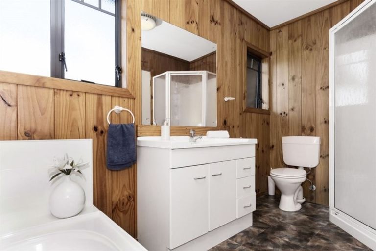 Photo of property in 132 Waitaha Road, Welcome Bay, Tauranga, 3112