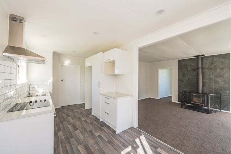 Photo of property in 90 Harper Street, Gonville, Whanganui, 4501