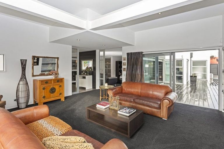 Photo of property in 107 Gardiners Road, Harewood, Christchurch, 8051