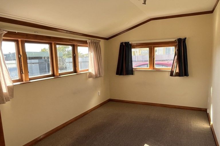 Photo of property in 151 Cambridge Street, Levin, 5510