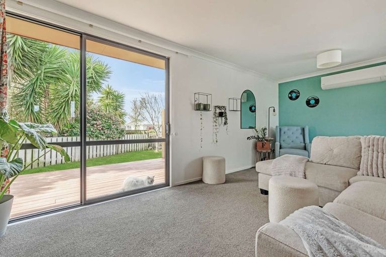 Photo of property in 53 Puriri Crescent, Edgecumbe, 3120